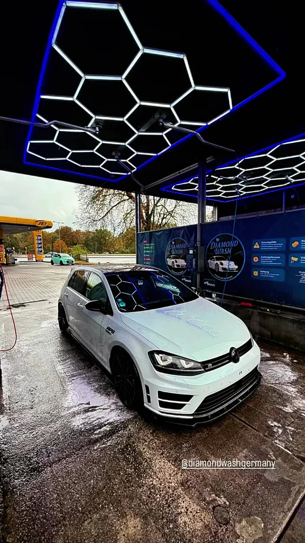 Originalbeitrag von @diamondwashgermany: Dein Auto. Dein Waschmoment.